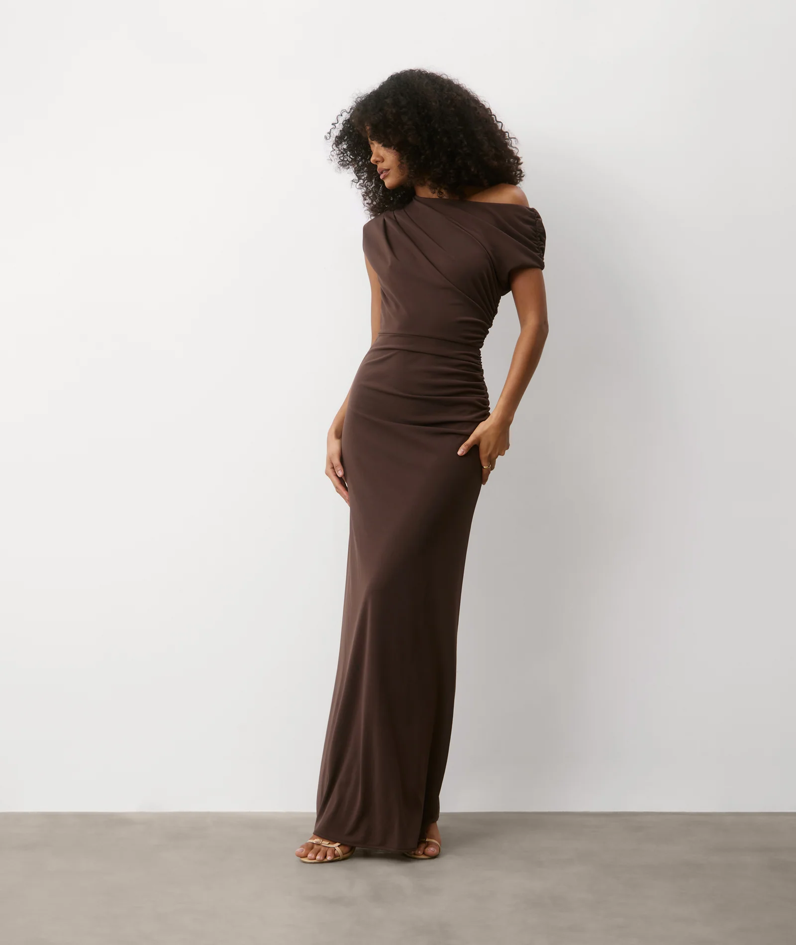 Asymmetric Neck Stretch Sculpt Bridesmaid Dress - Chocolate - Image 6