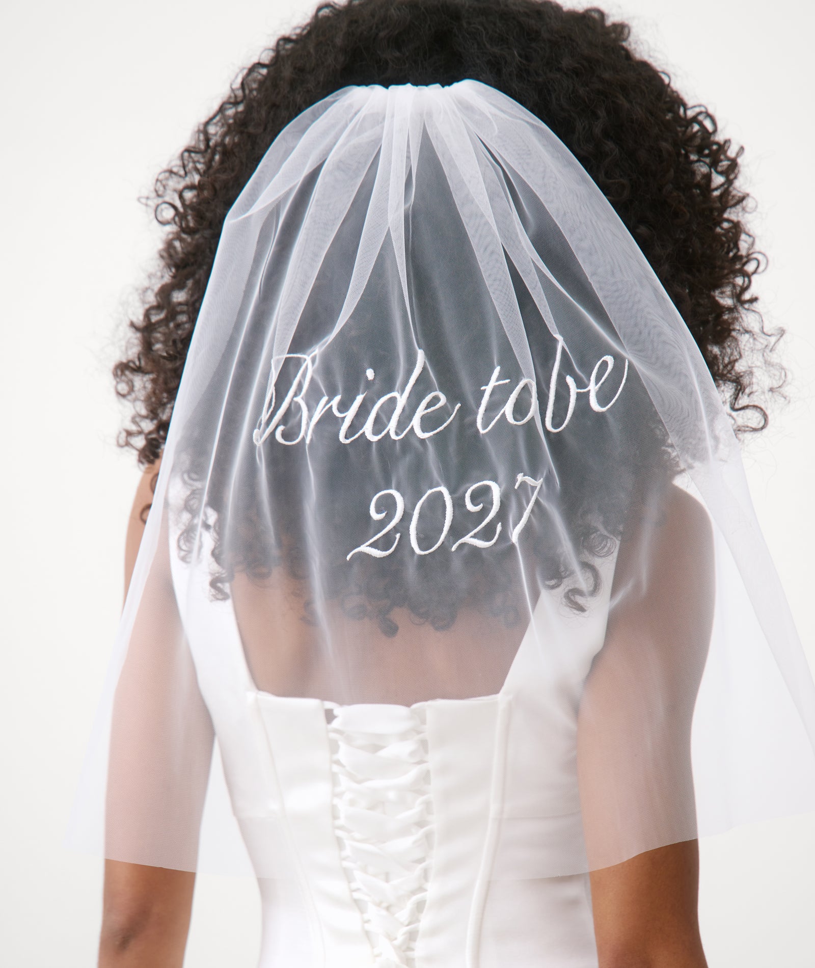 Bride To Be 2027 Tulle Veil - Image 4